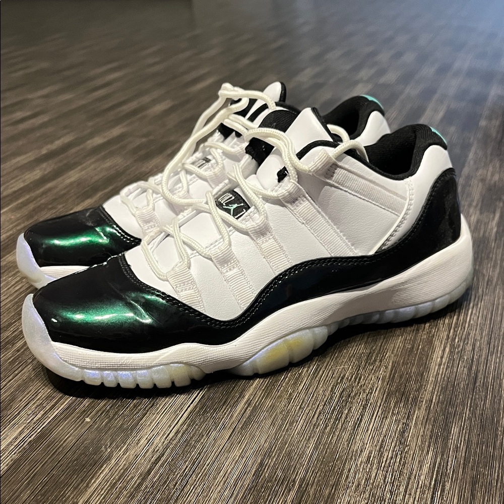 Jordan 11 Emerald Green and White